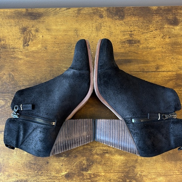Rag & Bone Black Suede Ankle Boots 38.5 - Picture 4 of 7